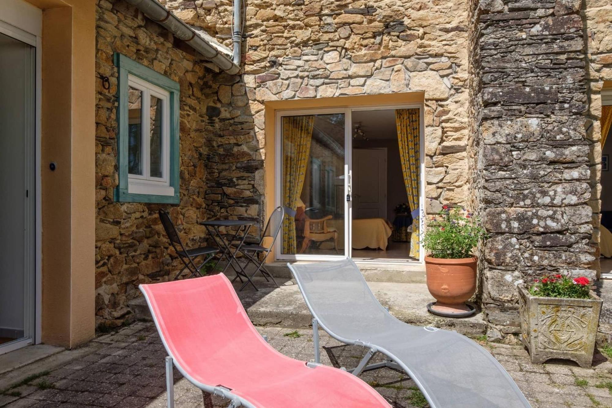 Отель Domaine De Malouzies Fontiers-Cabardes Экстерьер фото