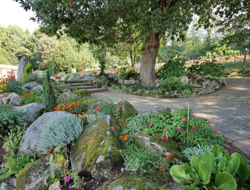 Отель Domaine De Malouzies Fontiers-Cabardes Экстерьер фото